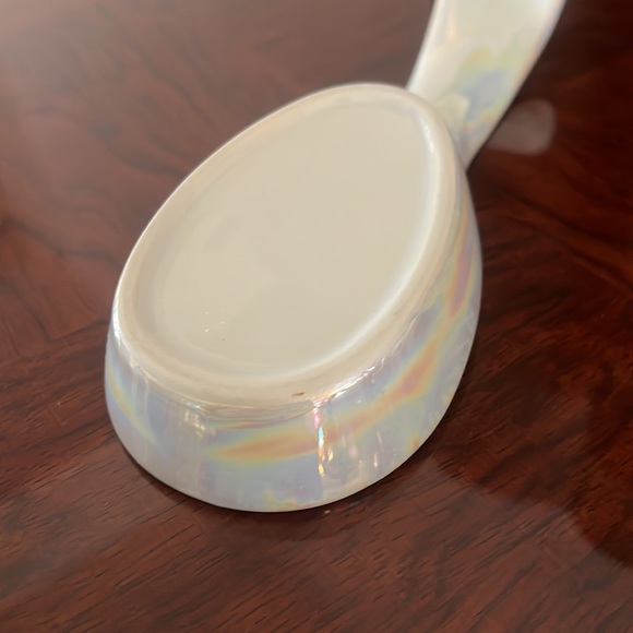 Vintage “Welcome To Fabulous Las Vegas Nevada” Iridescent Ceramic Spoon Rest - Picture 4 of 7